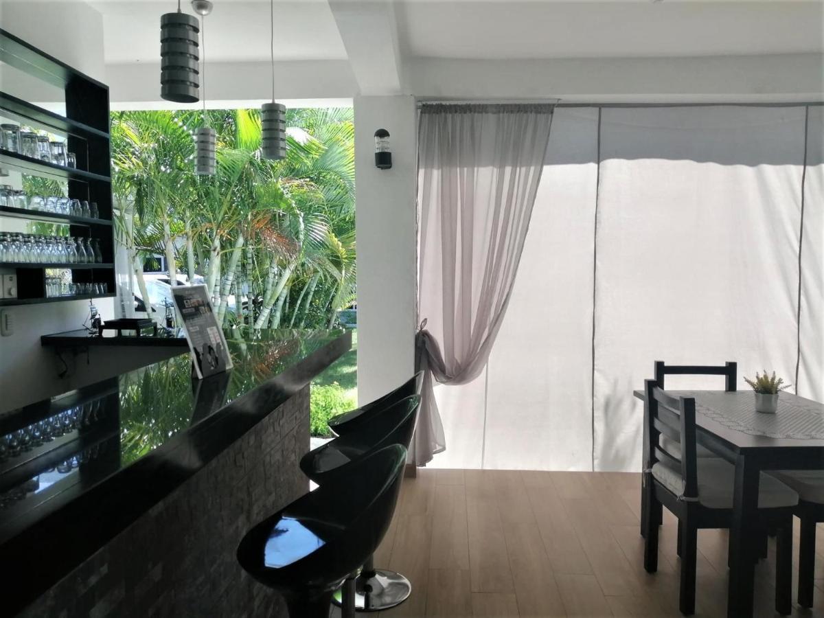 Diamond Hotel 카바레테 외부 사진