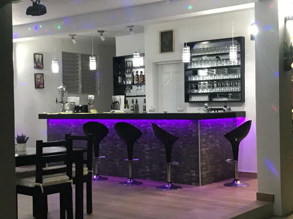 Diamond Hotel 카바레테 외부 사진